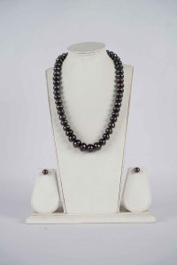 One Row Fresh Water Natural  Pearls with Tops