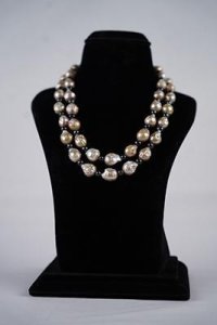 Natural Shapeless Fresh Water Pink Pearls Mala with Combination Round Black Pearls