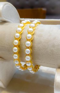 Single Pearl Bangles